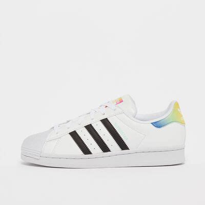 Koop adidas Superstar online bij SNIPES 